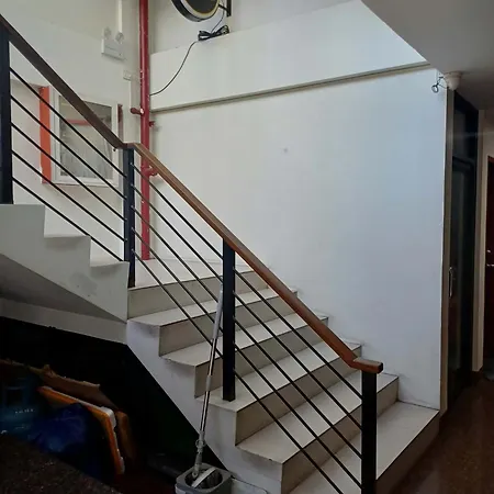 V Cloud Hills Boarding House Libertad Pasay By Reddoorz