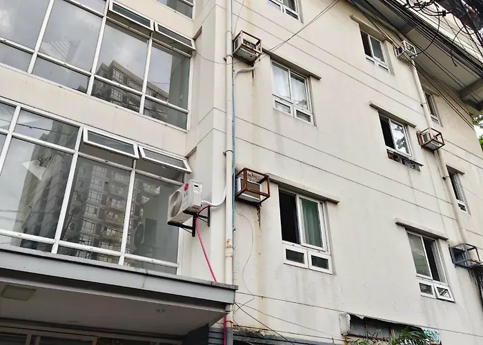V Cloud Hills Boarding House Libertad Pasay By Reddoorz Hotel *